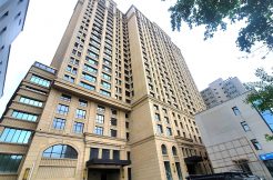 2-bedroom apartment in Classic Tower Next to Circus